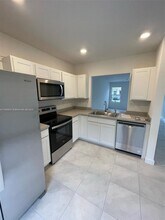 552 NE 4th St in Florida City, FL - Foto de edificio - Building Photo