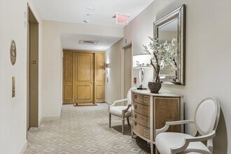 1100 Uptown Park Blvd in Houston, TX - Building Photo - Building Photo