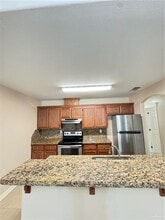 209 W Mile 14 1/2 N in Weslaco, TX - Building Photo - Building Photo