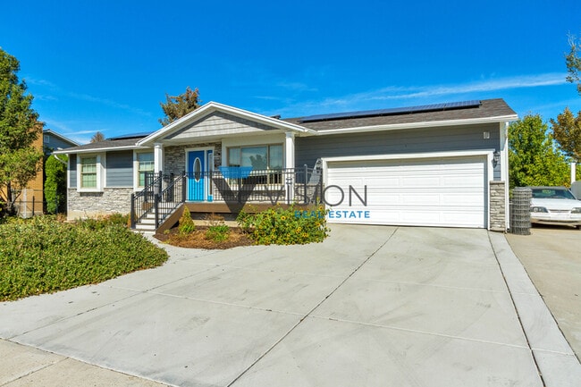 1978 Western Charm Dr