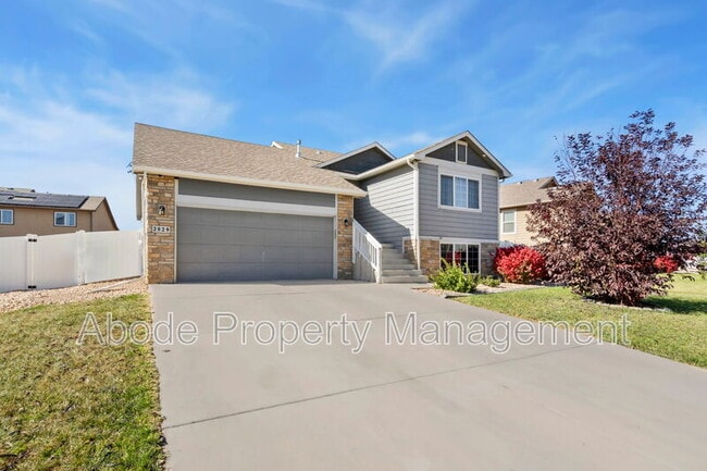 property at 2829 Avocado Ave