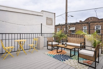 1816 S 9th St in Philadelphia, PA - Building Photo - Building Photo