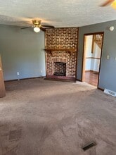 821 Charles Ave in Morgantown, WV - Building Photo - Building Photo