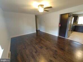118-128 Jessup St in Paulsboro, NJ - Building Photo - Building Photo