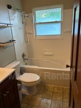 1432 Virginia Ave in Wood River, IL - Building Photo - Building Photo