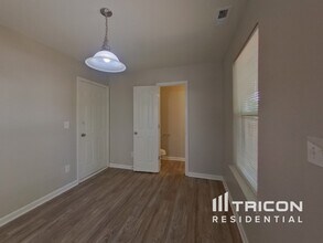 345 Hunslet Cir in Charlotte, NC - Building Photo - Building Photo