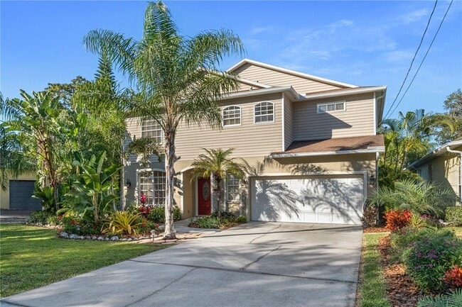 5647 Vermont Ave in New Port Richey, FL - Foto de edificio - Building Photo