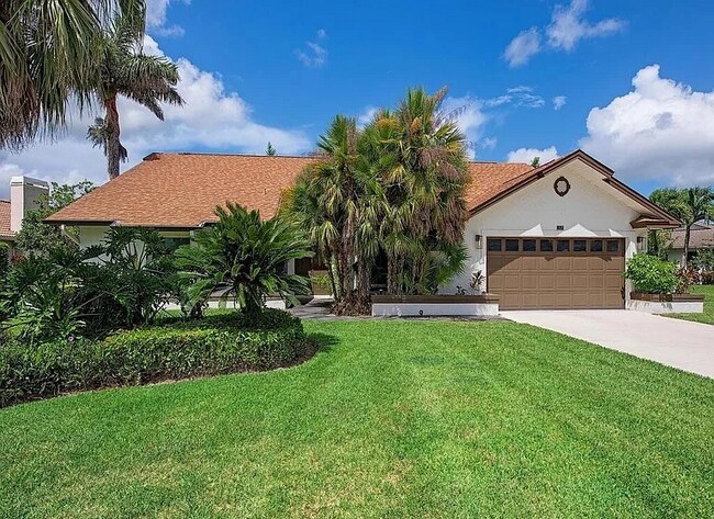 property at 113 Palmetto Dunes Cir