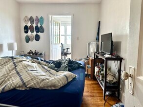223-225 Summer St. Unit 3L in Somerville, MA - Building Photo - Building Photo
