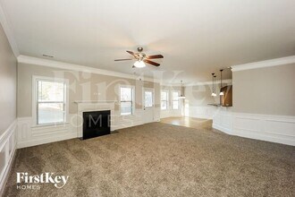 9172 Overlook Dr in Jonesboro, GA - Building Photo - Building Photo