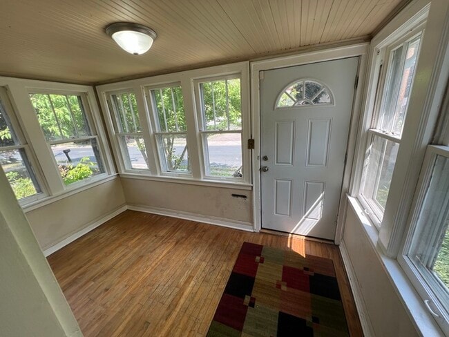 968 42nd Ave NE in Minneapolis, MN - Building Photo - Building Photo