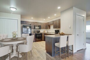 Madison Park in Bozeman, MT - Building Photo