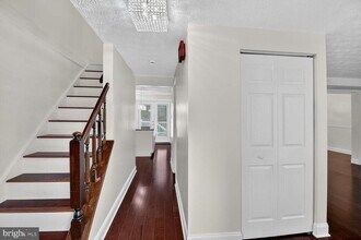 3633 Dry Creek Ct in Ellicott City, MD - Building Photo - Building Photo