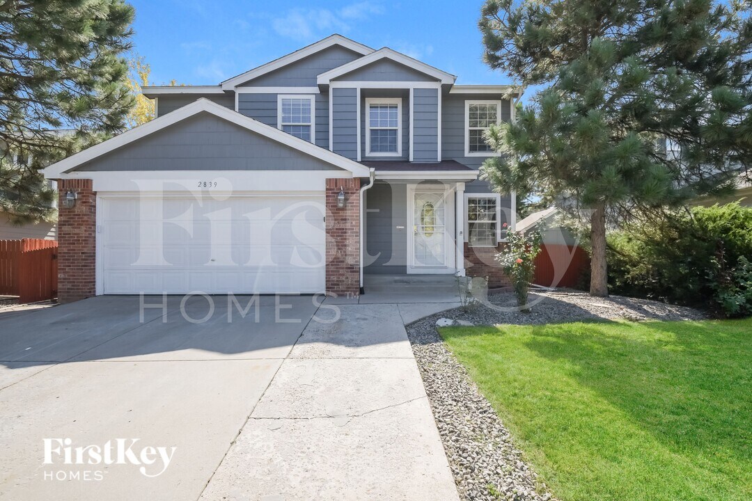 2839 E 118th Cir in Thornton, CO - Foto de edificio