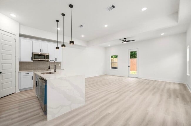 property at 4937 Southwind St