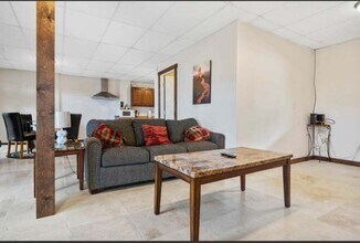 73-1117 Mahilani Dr, Unit 2 Bedroom 1 Bath in Kailua Kona, HI - Building Photo - Building Photo