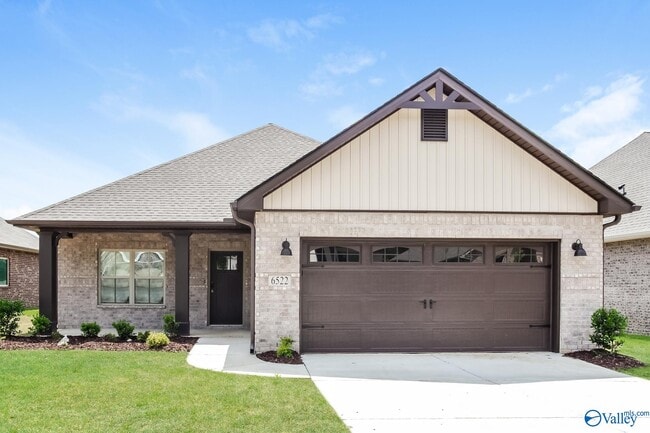 property at 6522 Oak Mdw Dr SE