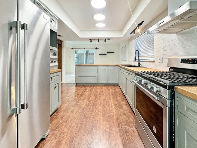 3230 Beaver Glen Dr