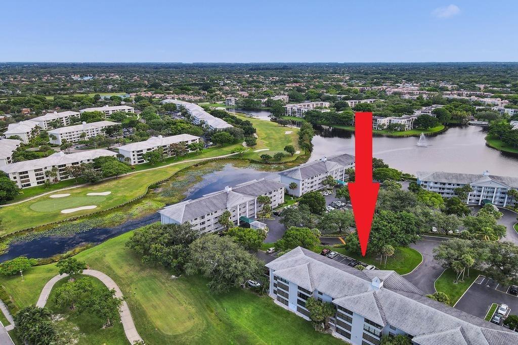 1516 Whitehall Dr, Unit #301 updated in Davie, FL - Foto de edificio