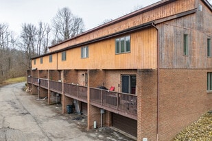 Noble Vista Apartments in Greensburg, PA - Building Photo