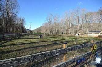 2353 TN-107 in Unicoi, TN - Building Photo - Building Photo