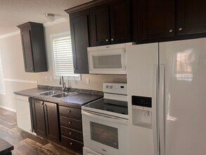 140 Dakota Dr in Garner, NC - Building Photo - Building Photo