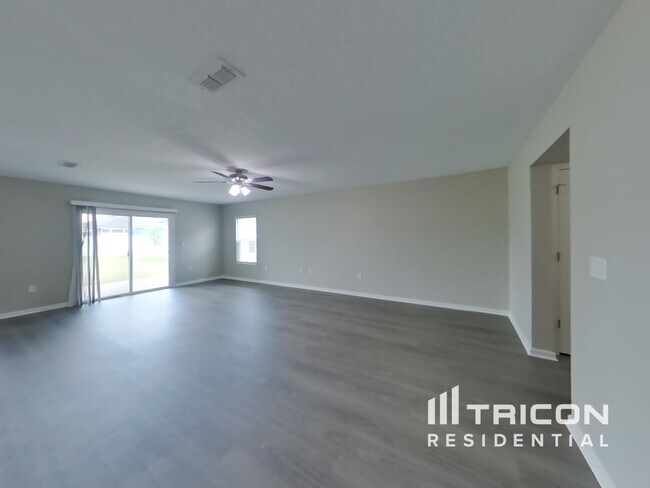 1994 James Wilson Wy in Jacksonville, FL - Foto de edificio - Building Photo