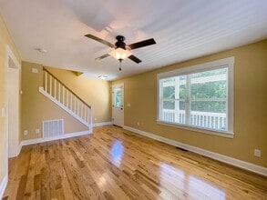 2 Cottage Cv Ln in Asheville, NC - Building Photo - Building Photo