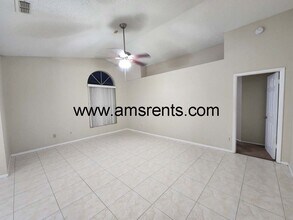 3285 Peace Pipe Dr in Kissimmee, FL - Building Photo - Building Photo