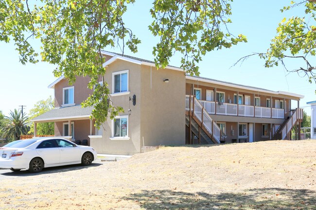 2753 Del Paso Blvd in Sacramento, CA - Building Photo - Building Photo