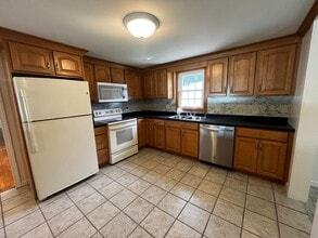 63 Columbus Ave in Bristol, CT - Building Photo - Building Photo