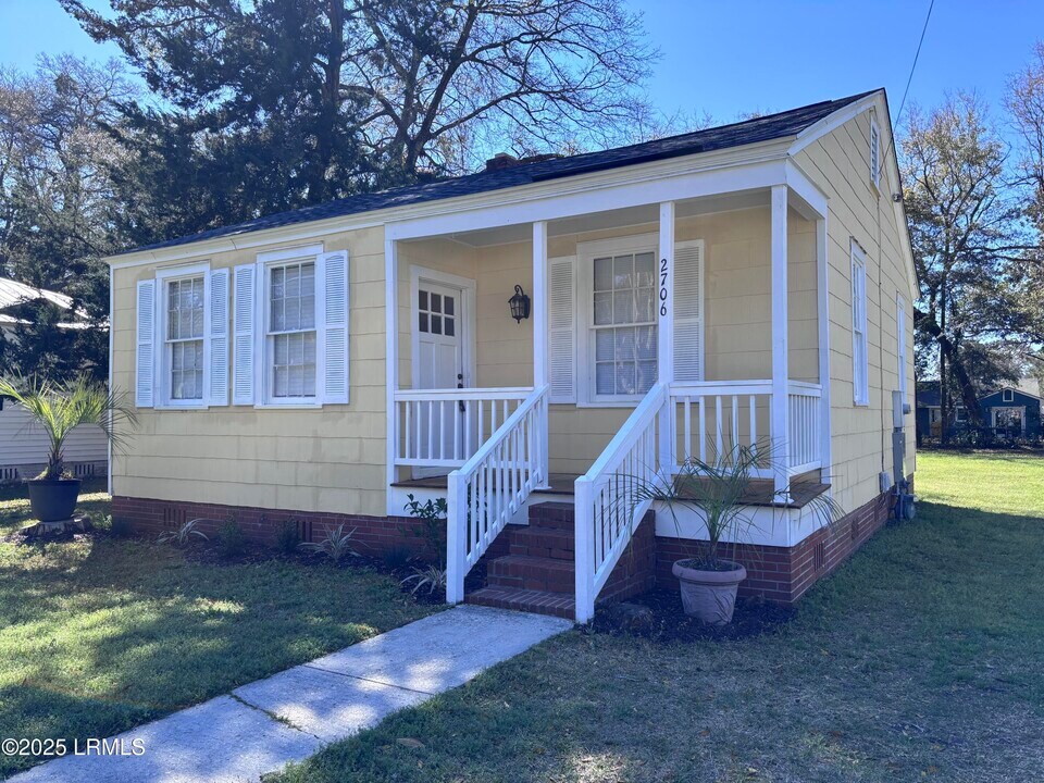 2706 North St in Beaufort, SC - Building Photo