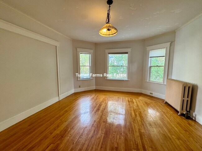 16 Chetwynd Rd