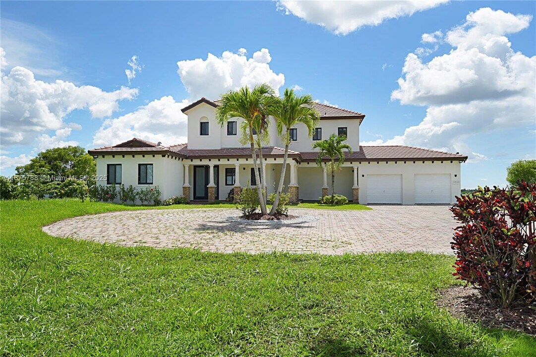 34850 SW 218th Ave in Homestead, FL - Building Photo