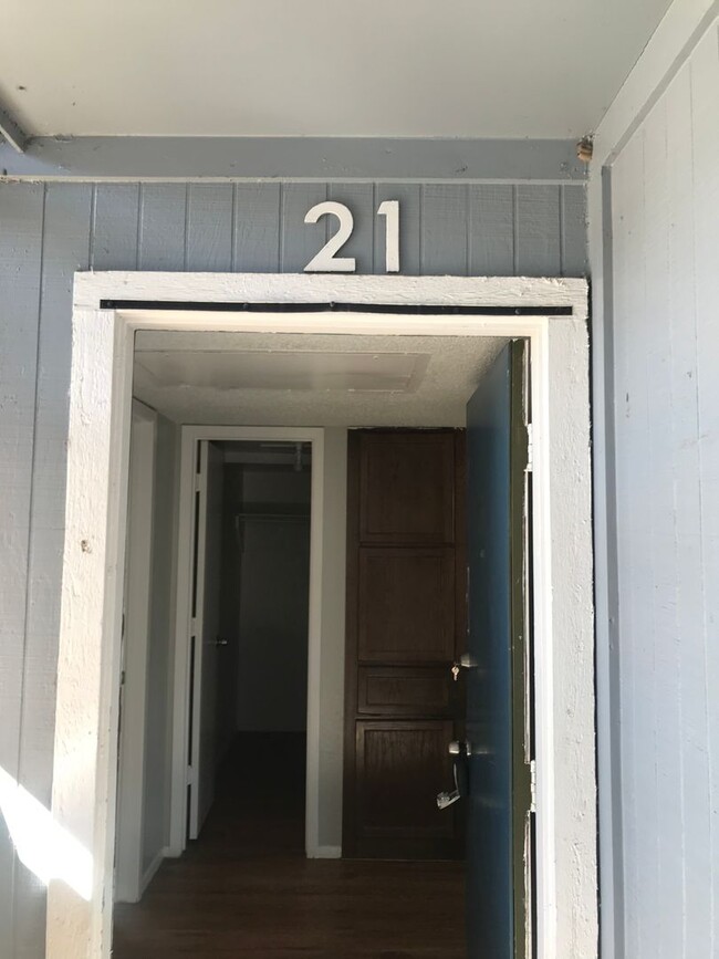 1904 Roberts Cut Off Rd in Fort Worth, TX - Foto de edificio - Building Photo