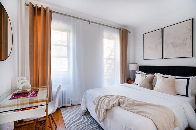 444 W 48th St, Unit ID1022012P in New York, NY - Foto de edificio - Building Photo