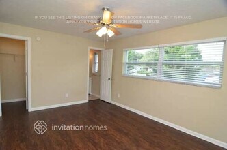 1071 Nolan Dr S in Largo, FL - Building Photo - Building Photo