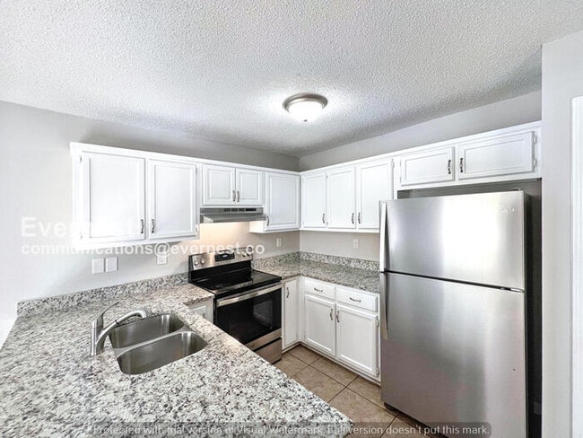 6772 Kirkland Cove in Horn Lake, MS - Building Photo - Building Photo