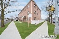 190-25 Dormans Rd in Queens, NY - Building Photo - Building Photo