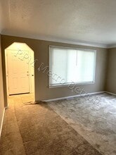 8203 Paige Ave in Warren, MI - Building Photo - Building Photo