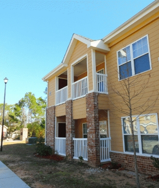 Angela Apartments in Gulfport, MS - Building Photo