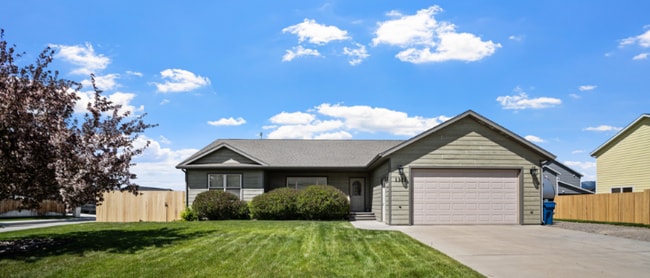 property at 311 Cruiser Ln