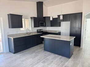 3850 Santa Sophia St in San Luis, AZ - Building Photo - Building Photo