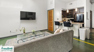700 Everett St, Unit 1113.1404938 in Richmond, VA - Building Photo - Building Photo