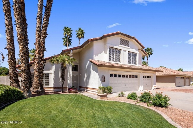9012 E Sutton Dr in Scottsdale, AZ - Building Photo - Building Photo