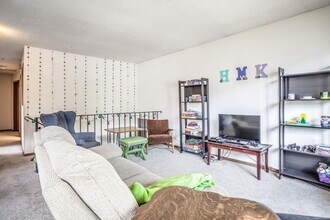 795 Weeks Ave SE-Unit -797 in Minneapolis, MN - Building Photo - Building Photo