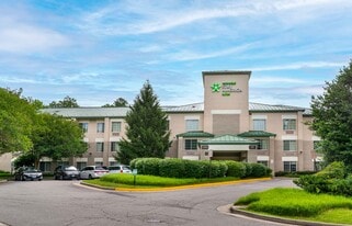 Furnished Studio-North Chesterfield - Arbo in North Chesterfield, VA - Building Photo
