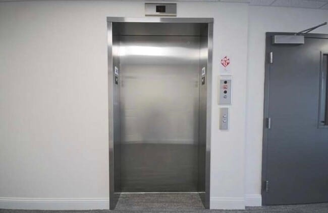 693 Western Ave in Lynn, MA - Building Photo - Building Photo