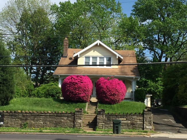 1857 Old York Rd in Abington, PA - Building Photo - Building Photo