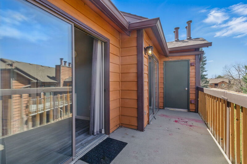 2267 S Buckley Rd in Aurora, CO - Building Photo